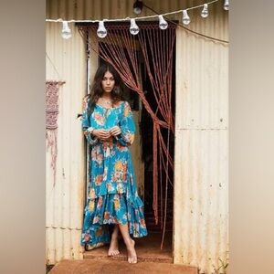 Spell Jagger Gown Large